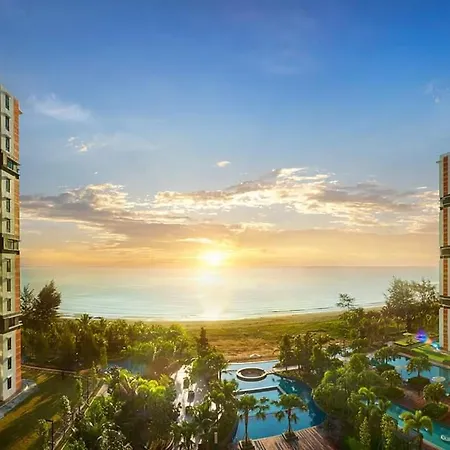 Timurbay Seafront Byromeomike Kuantan Exterior photo